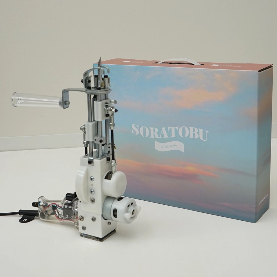 SORATOBU tufting studioのAK-1