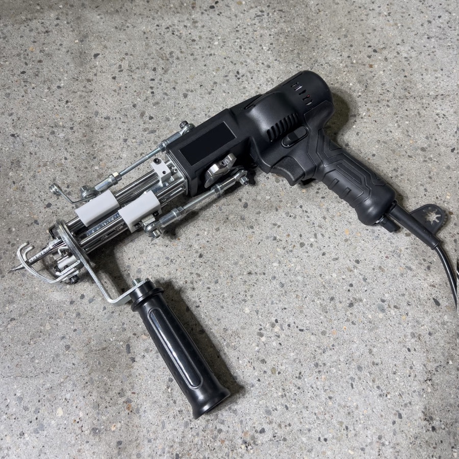ジダマタフティングセンターのAK-5